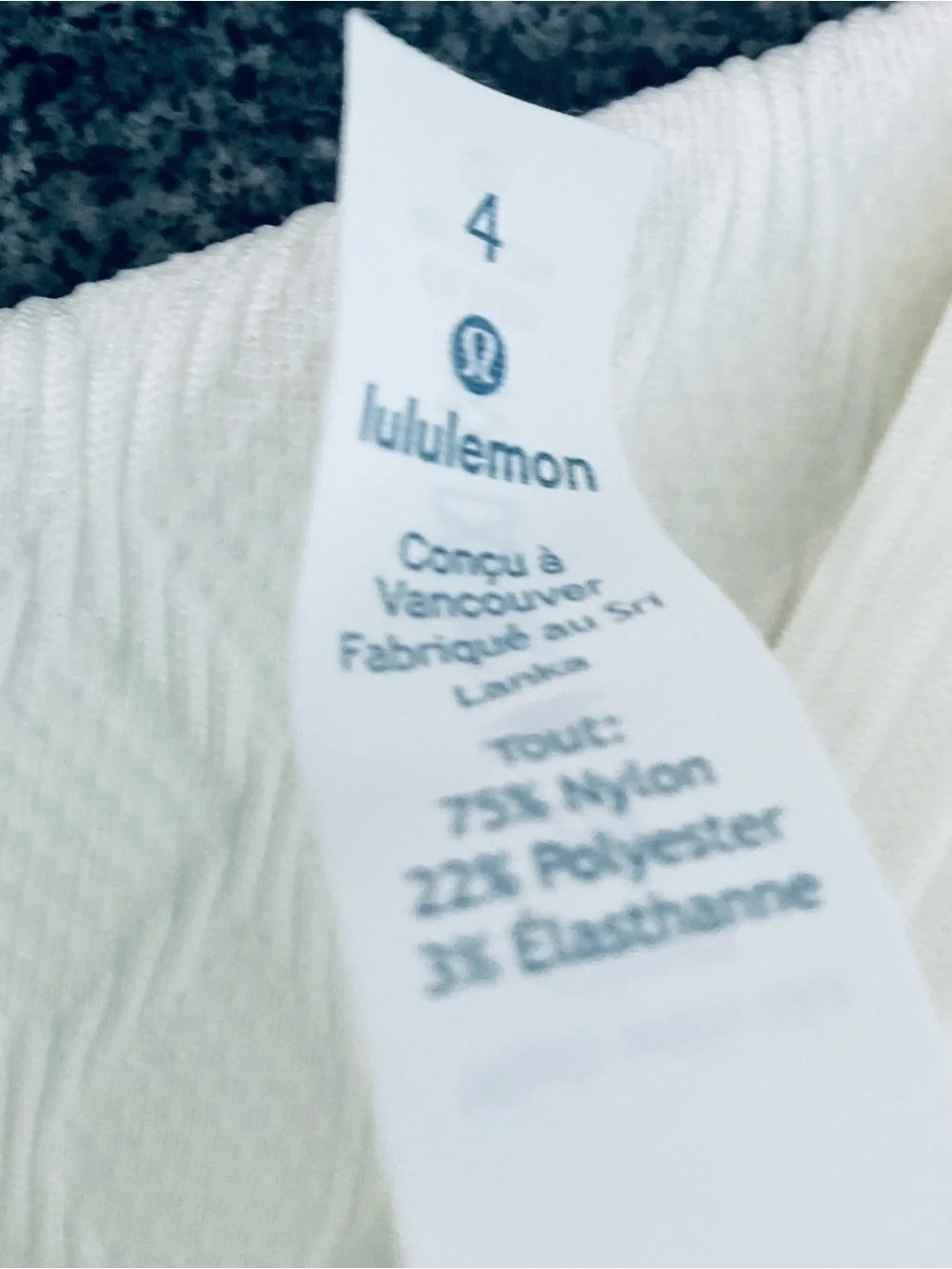 Lululemon Rest Less Hoodie White Textured Seamless Thumbholes Size 4